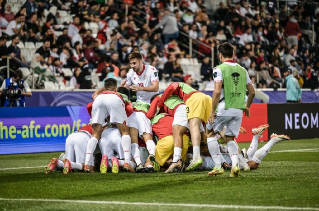 Tajikistan giành vé đi tiếp đầy ngoạn mục, chung cuộc tỉ số Tajikistan 2-1 Li Băng, Asian Cup 2023 bảng A