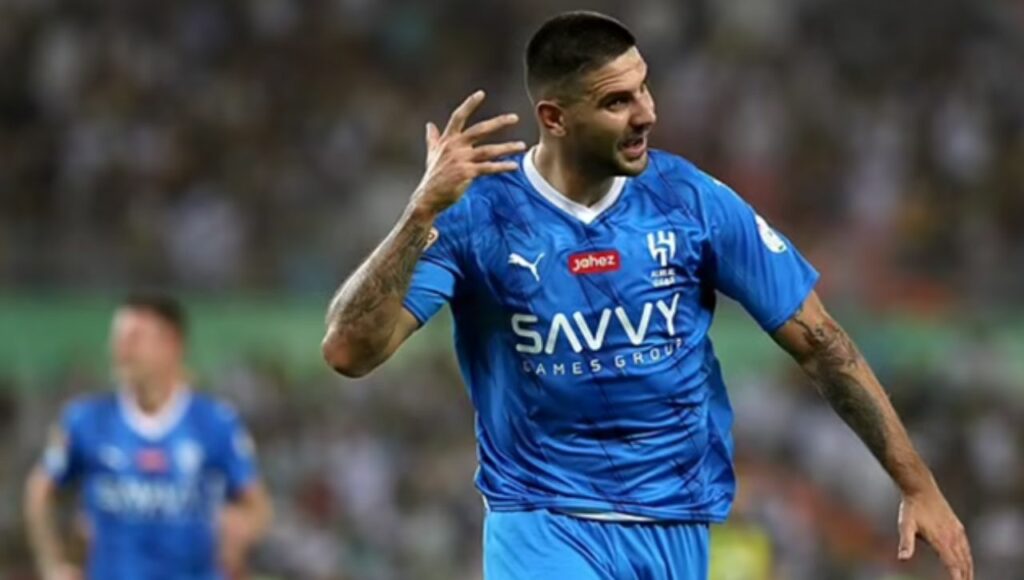 Aleksandar Mitrovic nhanh chóng tỏa sáng trong màu áo đội bóng mới