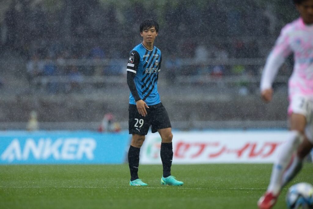 Kota Takai trưởng thành vượt bậc tại Kawasaki Frontale