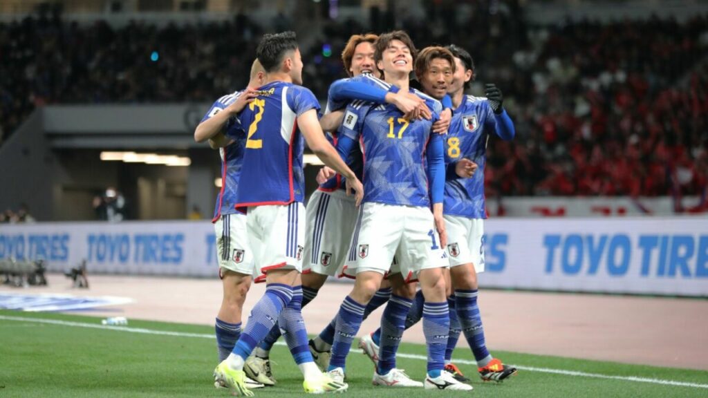 Tanaka ăn mừng bàn thắng mở tỉ số Nhật Bản 1-0 Triều Tiên