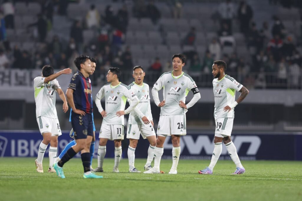 Jeonbuk Hyundai Motors có chuỗi trận tệ hại đầu mùa giải 2023