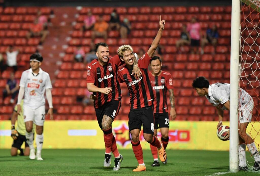 Muangthong United chỉ xếp thứ 7 ở mùa giải năm nay