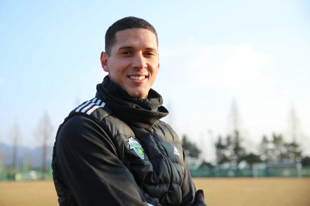 Tiago là một bản hợp đồng đáng chú ý của Jeonbuk Hyundai Motors K-League 2024