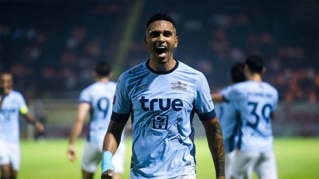 Willen Mota của Bangkok United đang đứng đầu BXH Vua phá lưới sau vòng 21 Thai-League 2023/24