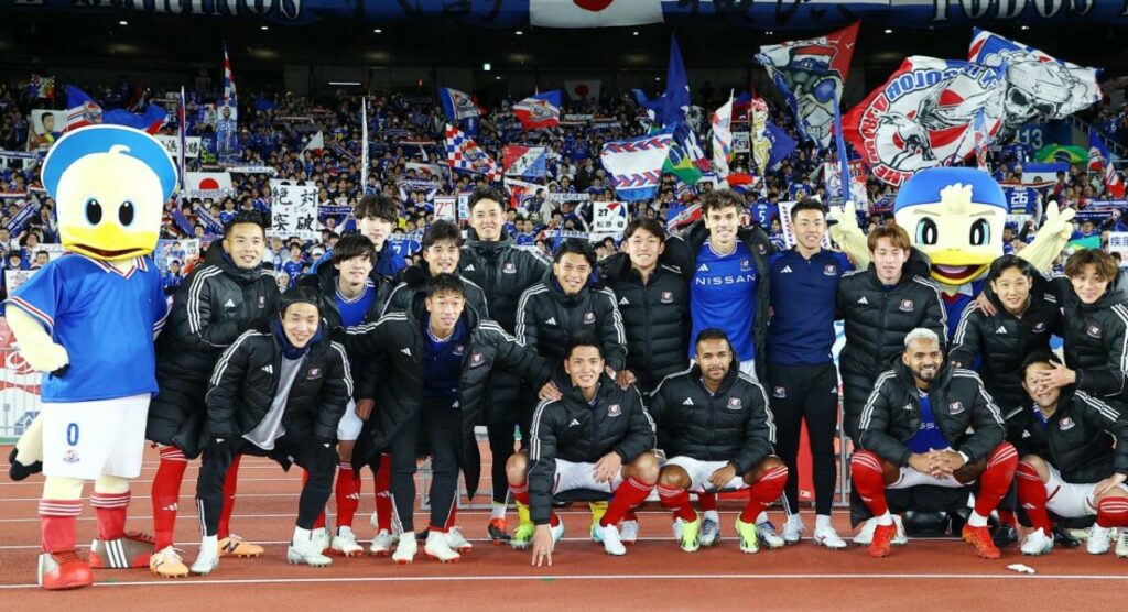HLV Harry Kewell từng bước biến Yokohama F.Marinos thành một tập thể khó bị đánh bại.