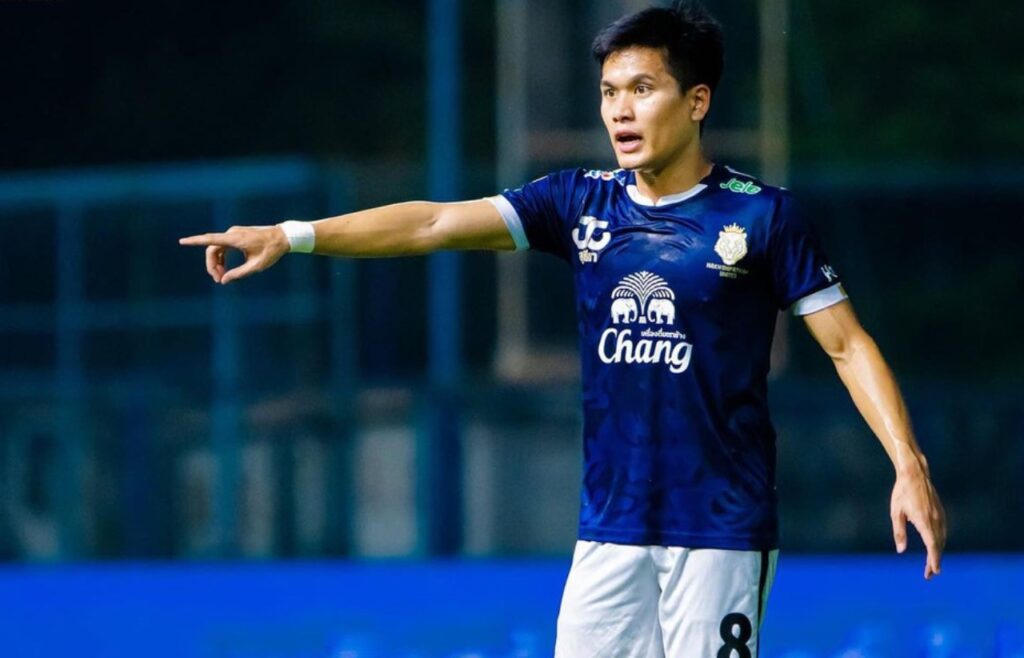 Athit Berg chia tay với CLB Nakhon Pathom United sau 3 mùa giải.