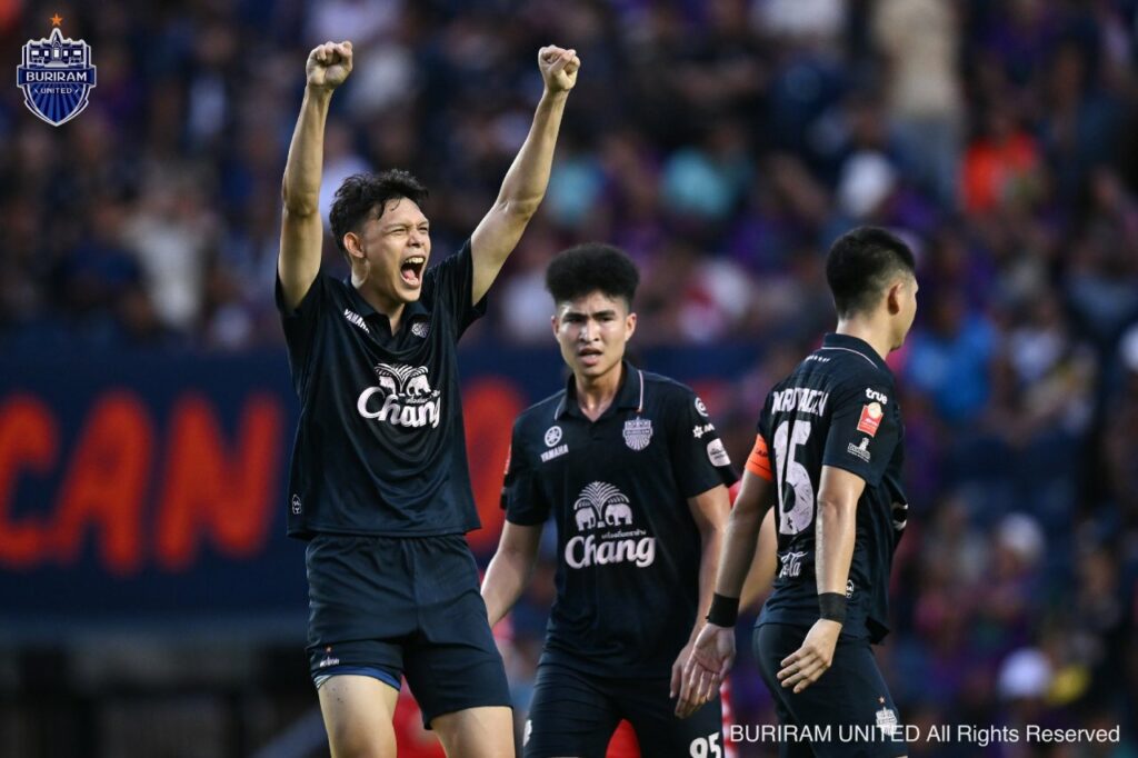 Buriram United sở hữu đội hình đắt giá bậc nhất giải đấu.