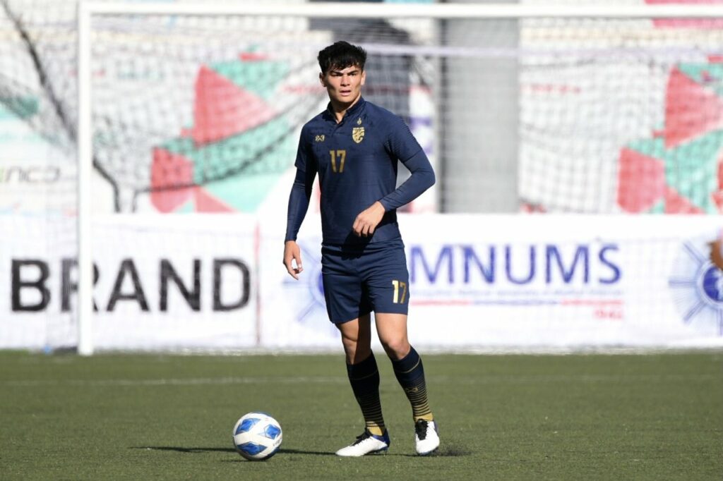CLB Ratchaburi FC quyết tâm giữ Jonathan Khemdee trong đội hình của mình.
