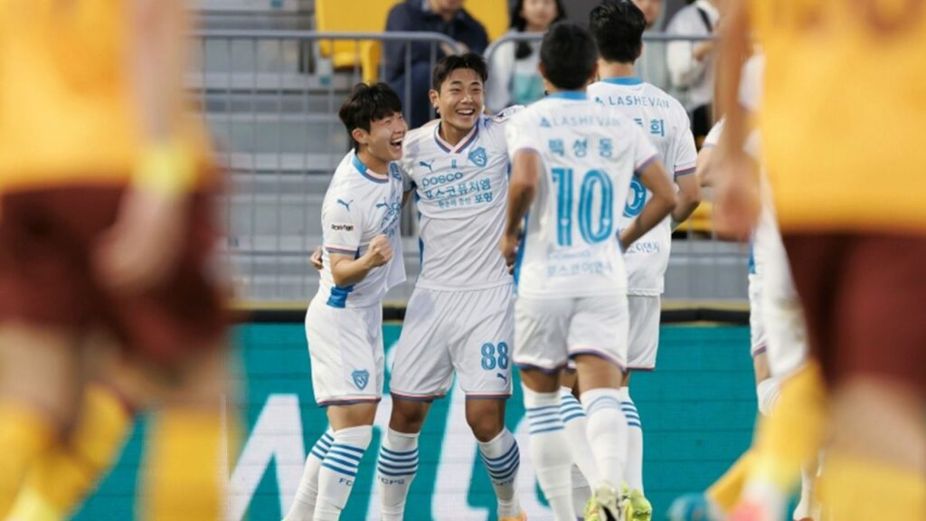 Pohang nhọc nhằn dành được chiến thắng 1-0 trước Gwangju. Ảnh: yonhapnewstv