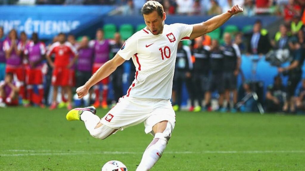 Grzegorz Krychowiak từng là nhạc trưởng của đội tuyển Ba Lan.