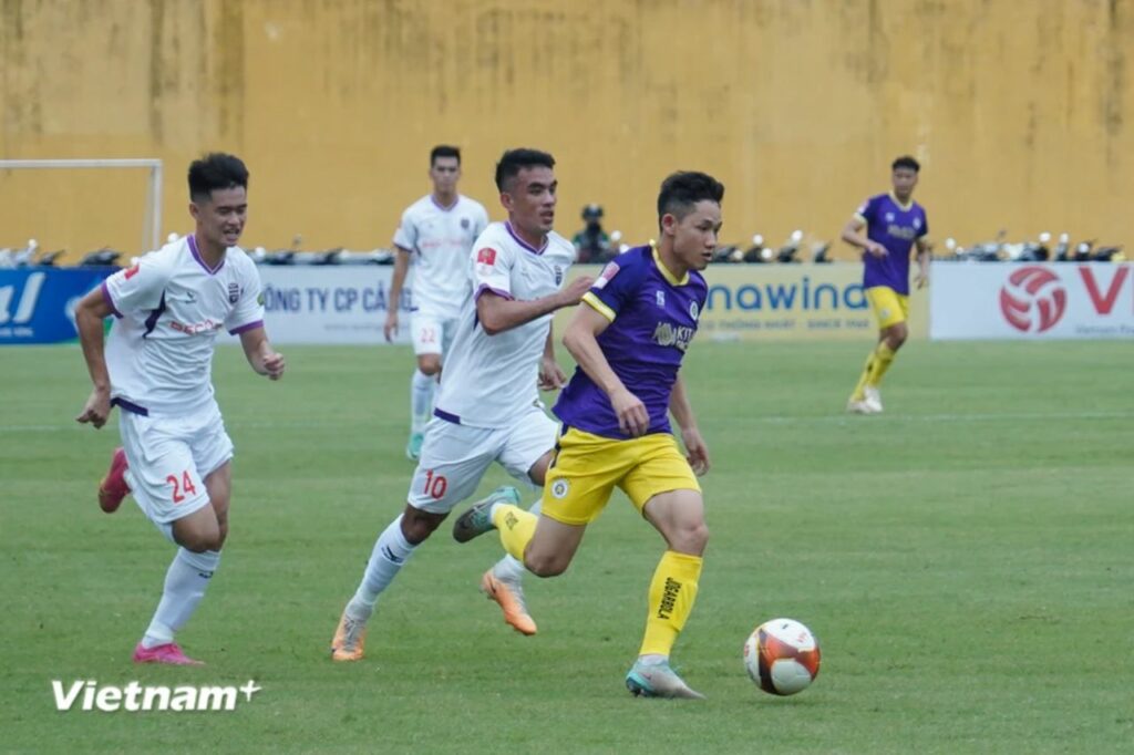 Hà Nội và Bình Dương có một cuộc rượt đuổi tỉ số nghẹt thở ở trận hạ màn mùa giải, vòng 26 V-League 2023/24