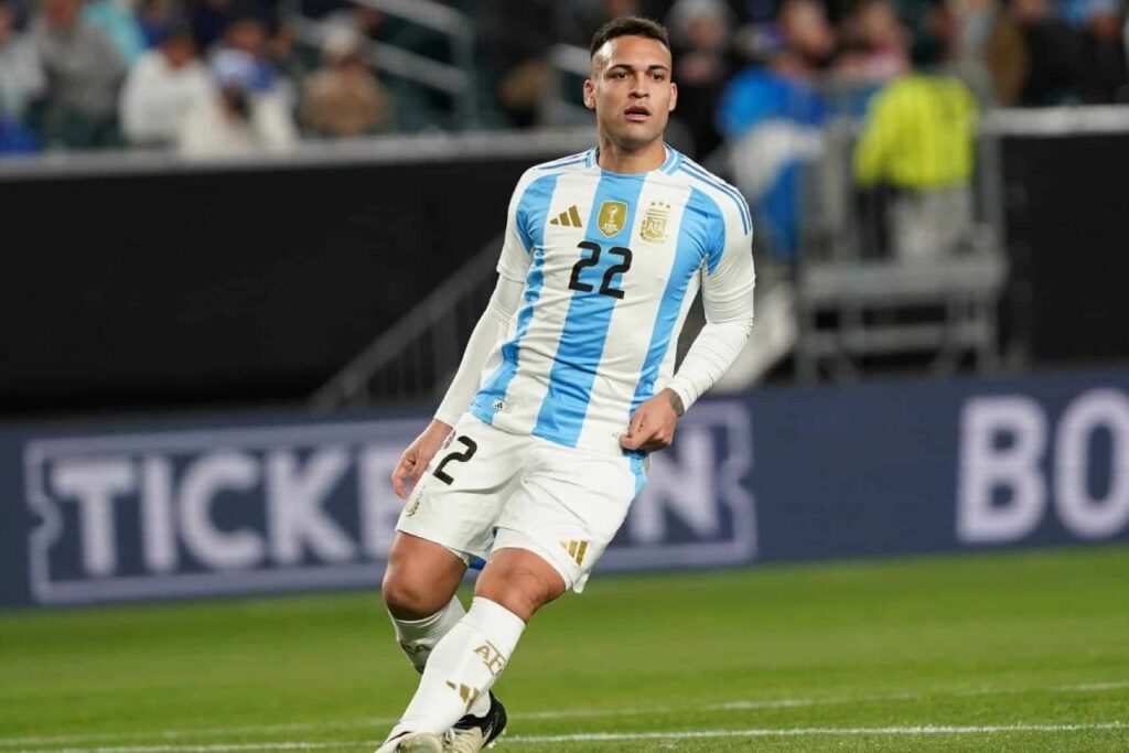 Lautaro Martínez là cầu thủ đắt giá nhất của Argentina tại Copa America