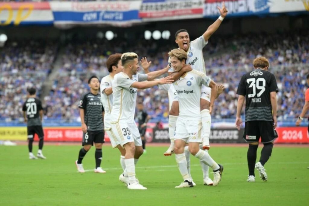 Machida Zelvia lội ngược dòng thành công trước Yokohama F.Marinos. Ảnh: sports.yahoo.co.jp