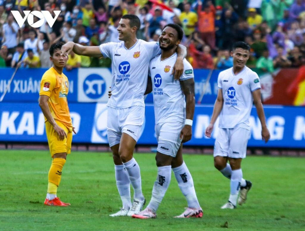 Thép Xanh Nam Định thắng đậm 5-1 trước Khánh Hòa.