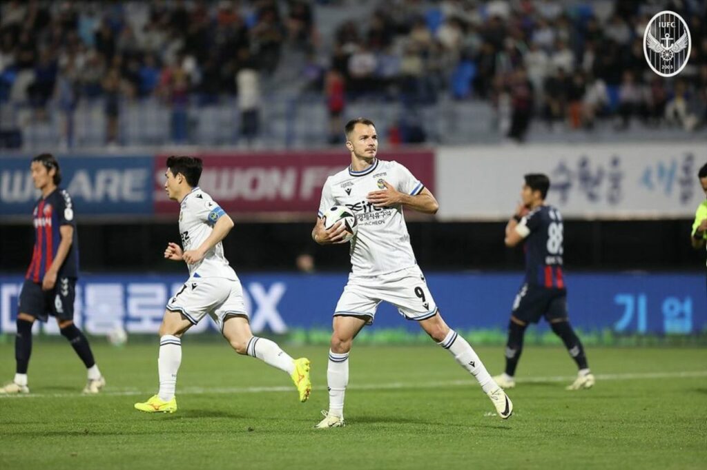 Stefan Mugosa đang dẫn đầu danh sách ghi bàn của Incheon ở mùa giải năm nay
