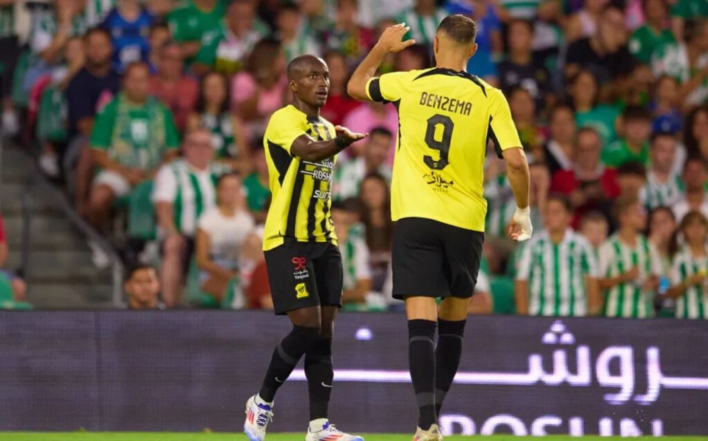 Diaby sẽ là cầu nối để Benzema thăng hoa hơn ở mùa giải mới.