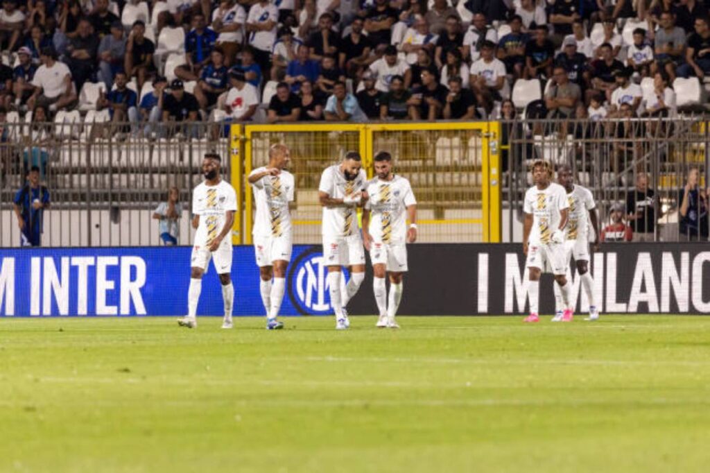 Al Ittihad có khởi đầu tốt trong trận đấu với Inter.