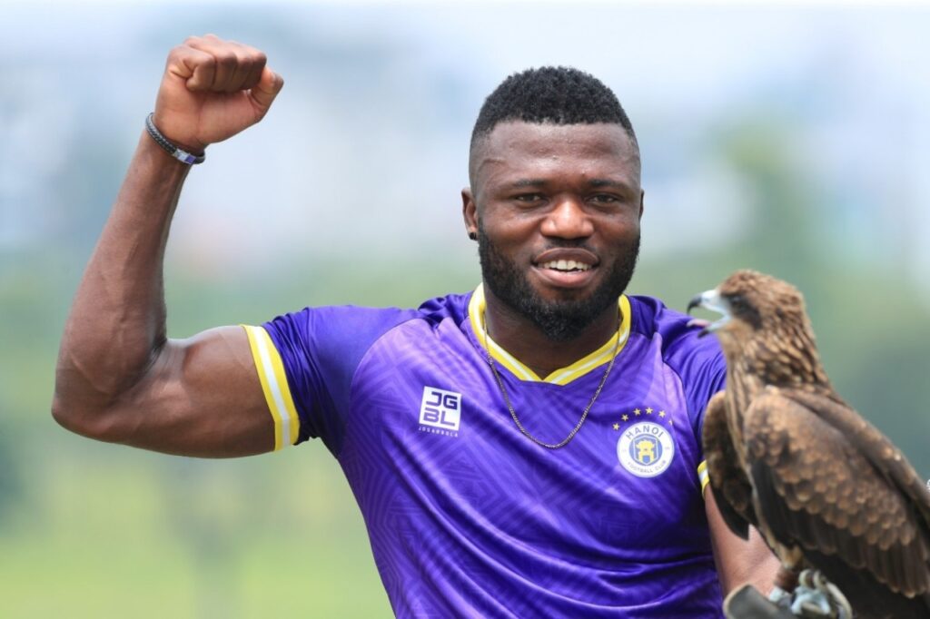 Augustine Chidi Kwem là cầu thủ có giá trị chuyển nhượng cao nhất V-League 2024/25.