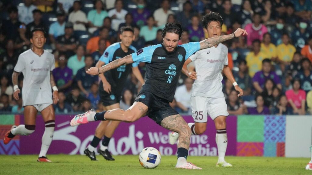Cầm hoà Vissel Kobe là thành công của Buriram.