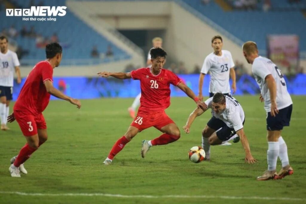 Đội tuyển Việt Nam thua đậm 0-3 trước đội tuyển Nga.