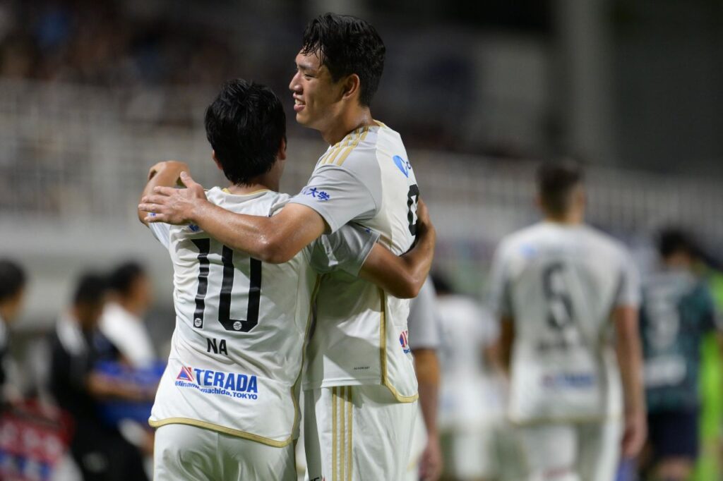 Machida Zelvia lấy lại ngôi đầu bằng chiến thắng 3 sao trước Avispa.