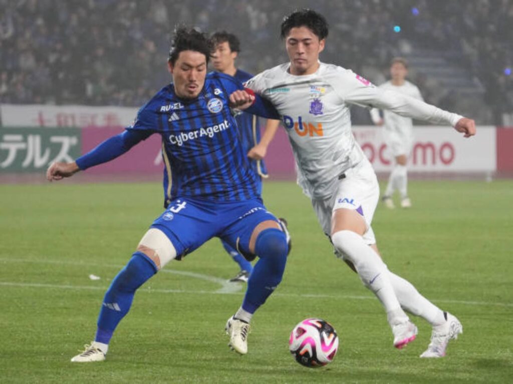 Sanfrecce là đội giành chiến thắng trước đối thủ ở trận lượt đi.
