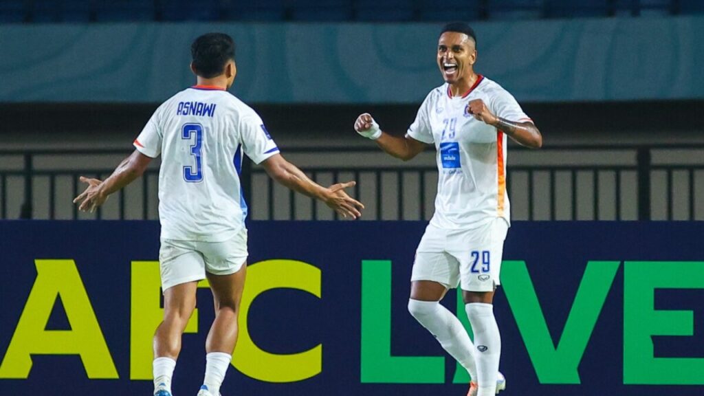 Port FC giành được 3 điểm với chiến thắng tối thiểu trước Persib Bandung.