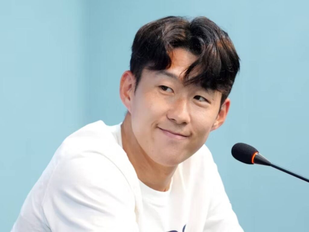 Son đóng vai trò quan trọng với Tottenham ở cả trong lẫn ngoài sân cỏ.