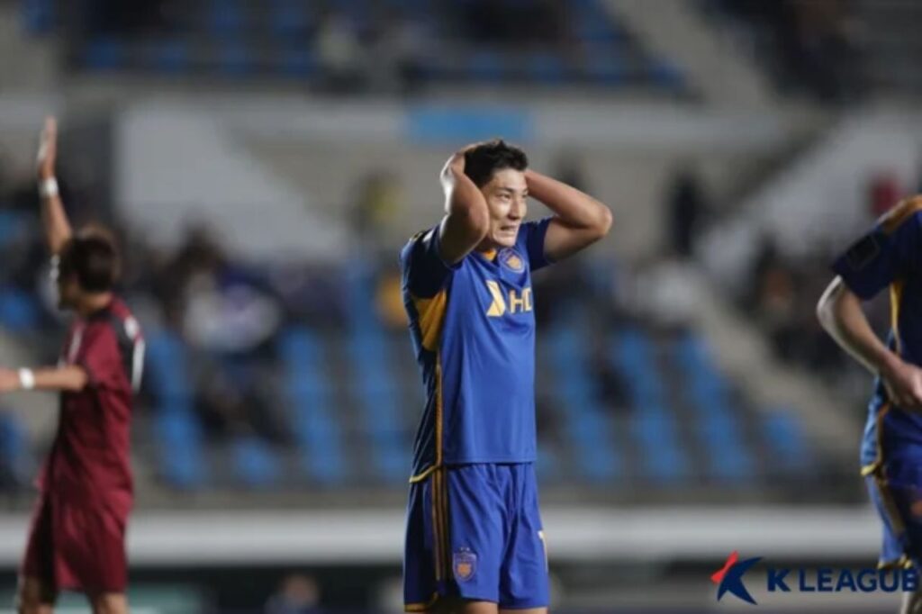 Joo Min-kyu, tiền đạo chủ lực của Ulsan HD, đang trải qua chuỗi trân tịt ngòi kéo dài hơn 3 tháng.