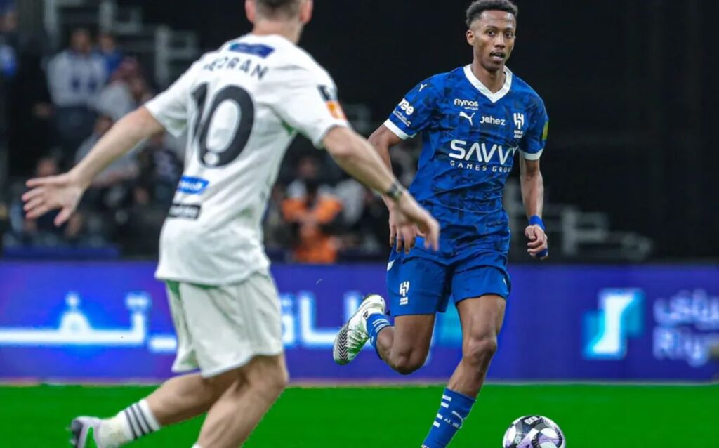 Nasser Al Dawsari, người đóng thế vai trò của Ruben Neves trong thời gian cầu thủ này vắng mặt.