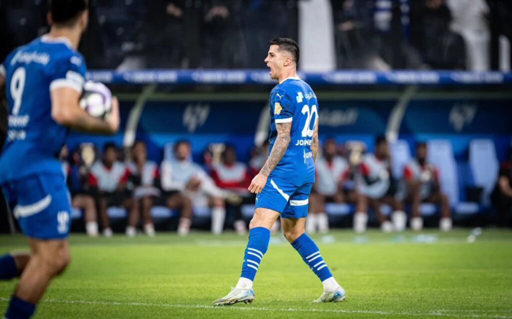 Sự có mặt của Joao Cancelo giúp cho hành lang cánh của Al Hilal nguy hiểm hơn rất nhiều.