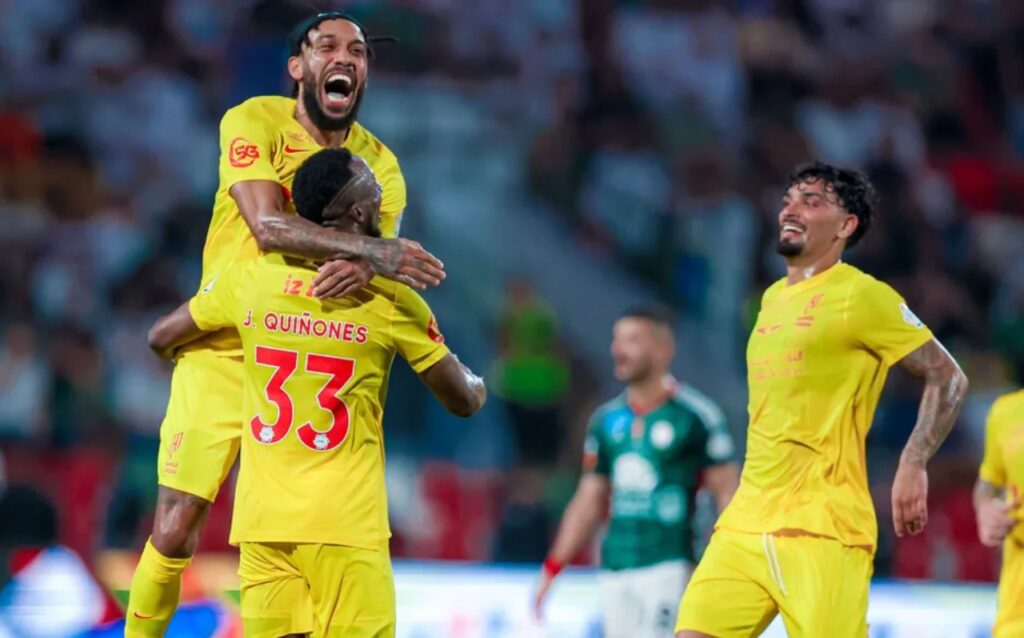 Bộ đôi Julian Quinones và Pierre-Emerick Aubameyang đang có phong độ rất cao ở mùa giải năm nay.