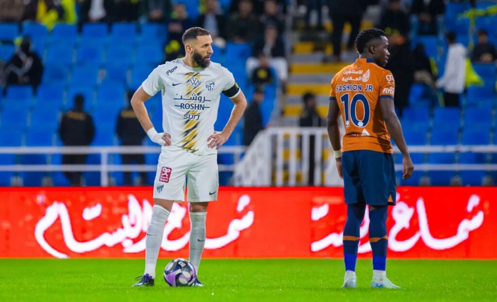 Al Ittihad để mất điểm đáng tiếc ở vòng đấu trước.