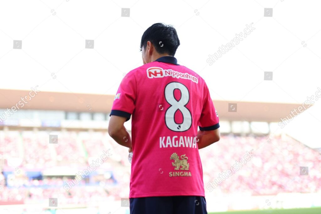 Kagawa, cầu thủ J-League, đang có những ngày tháng cuối sự nghiệp trong màu áo Cerezo Osaka,