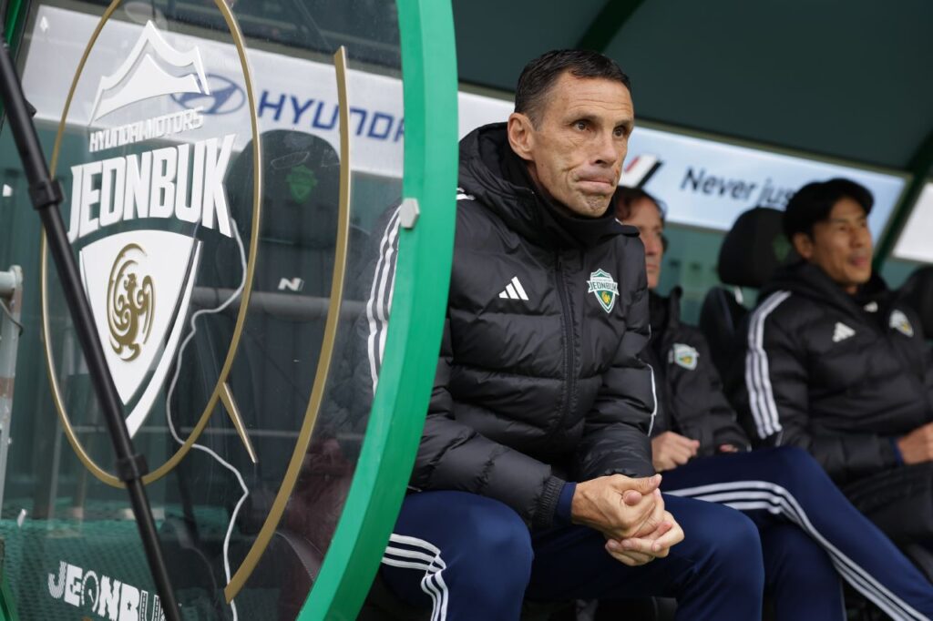 Poyet đang là HLV giành được nhiều điểm số nhất trong lịch sử K-League.