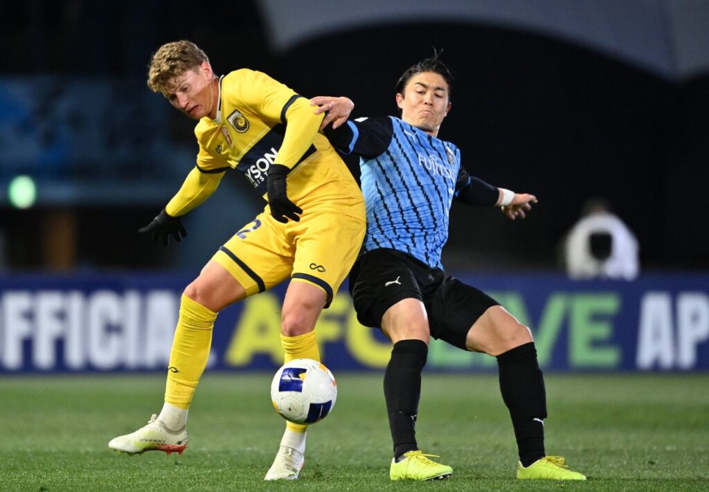 Đội bóng từng vô địch châu Á - Central Coast Mariners, khép lại vòng bảng với vỏn vẹn 1 điểm.