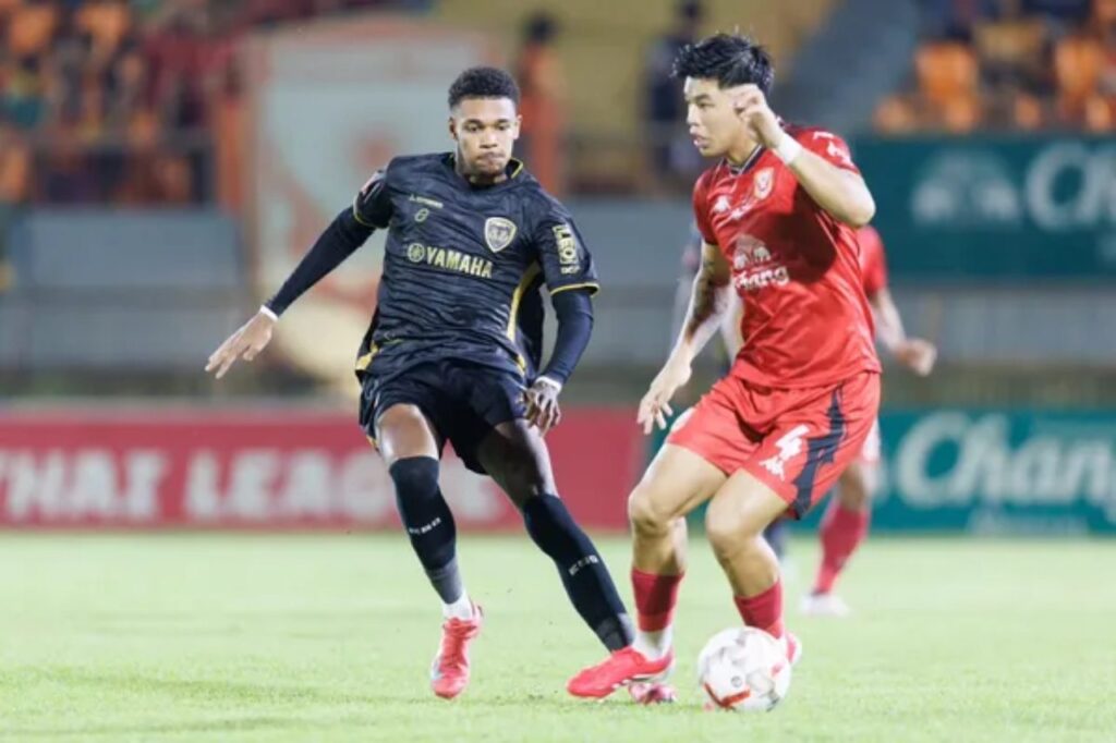 Muangthong United lọt vào top 4 sau khi đánh bại Sukhothai FC với tỷ số 3-1, vòng 20 Thai League 2024/25