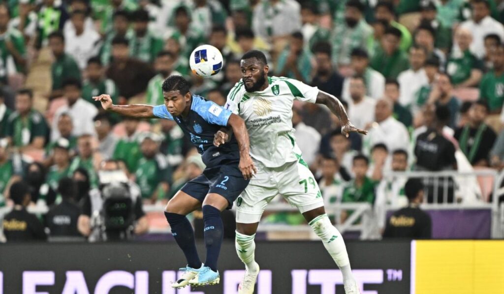 Al Ahli chỉ mất 45 phút đầu trận để kết liễu Buriram United.
