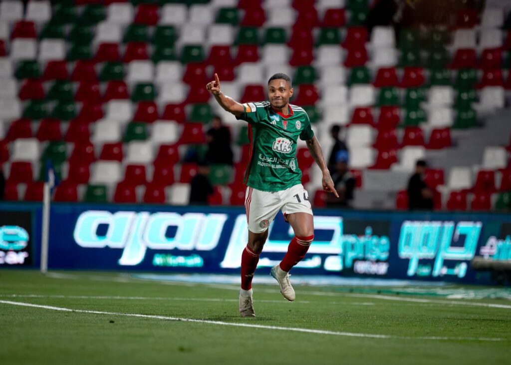 Chiến thắng tối thiếu trước Al Riyahd giúp Al Ettifaq nuôi hy vọng lọt vào top đầu.