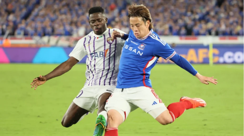 Chấn thương là rào cản của Katsuya Nagato tại Yokohama, Hậu vệ cánh J-League,