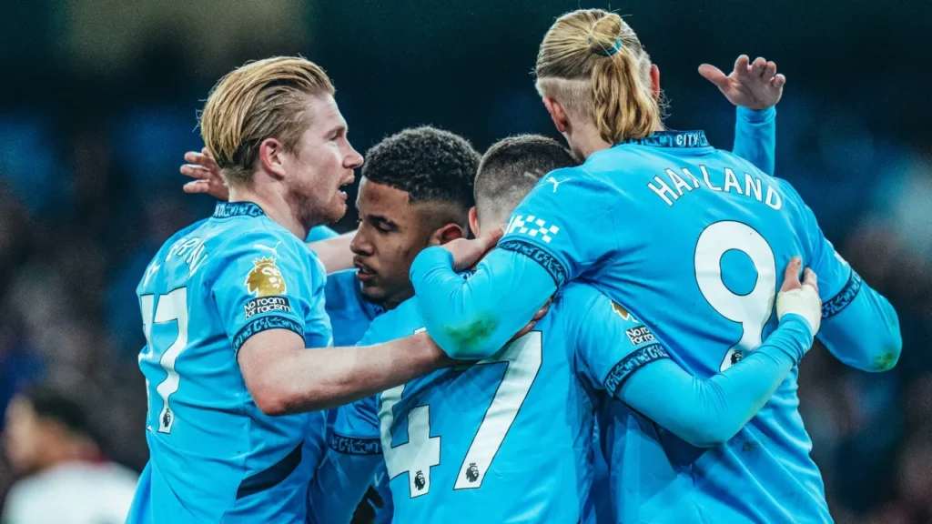 Manchester City là ứng cử viên hàng đầu cho chức vô địch. Ảnh: