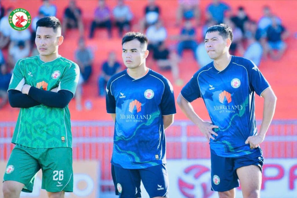 Quy Nhơn Bình Định chính thức xuống hạng, gây tiếc nuối lớn cho người hâm mộ.