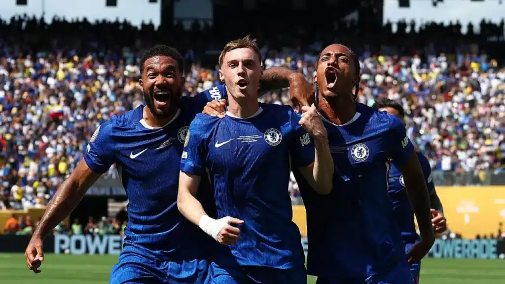 Cole Palmer tảo sáng rực rỡ trong chiến thắng của Chelsea.