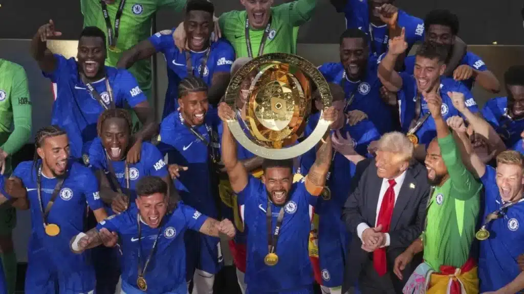Chức vô địch là thành quả xứng đáng cho những nỗ lực của tập thể Chelsea.