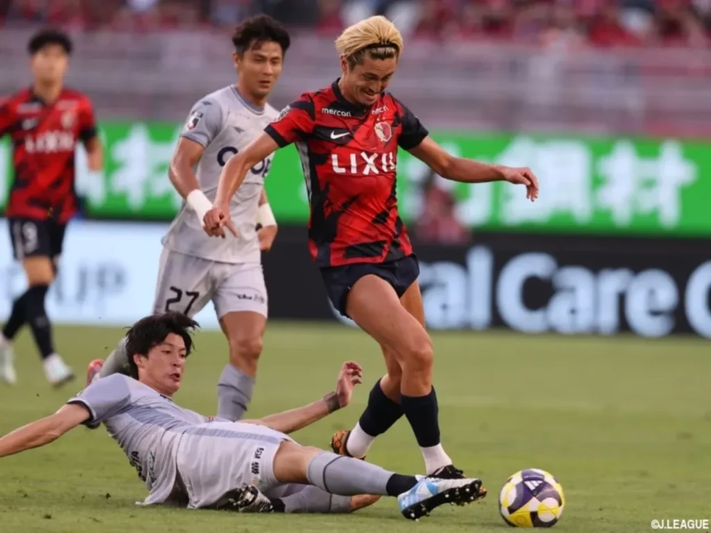 Kashima Antlers thua trận thứ hai liên tiếp, bị các đối thủ đuổi kịp sau vòng 22 j-League 2025
