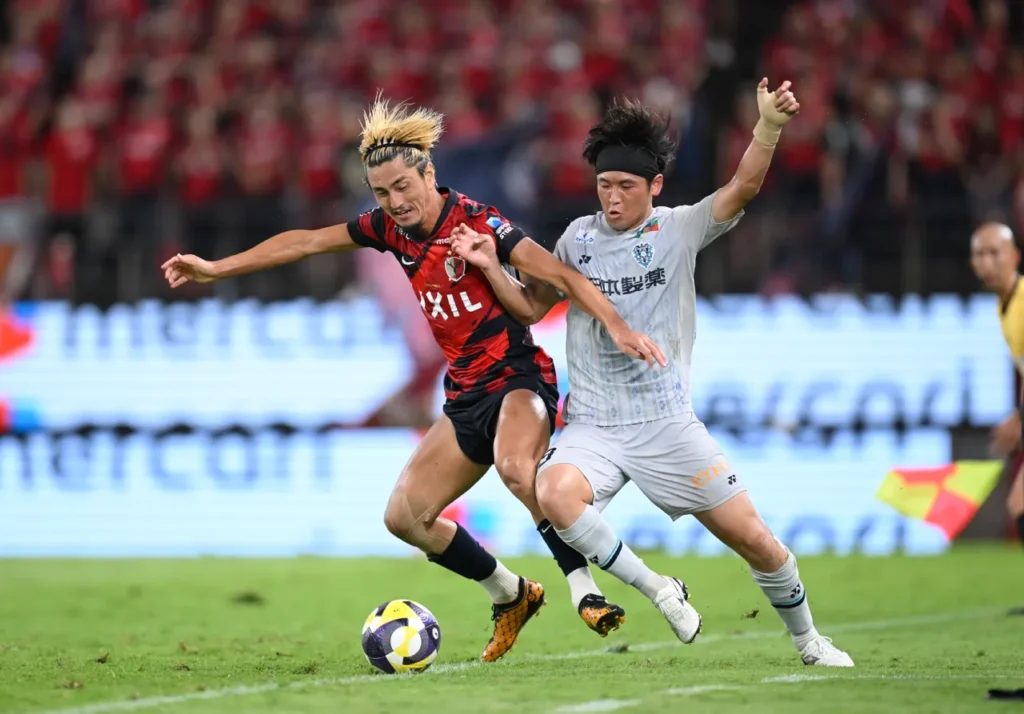 Kashima Antlers đánh mất ngôi đầu bảng J-League 2025 sau trận hoà ở vòng 26.