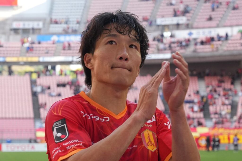 Trong số 5 đội bóng có thể xuống hạng, Nagoya Grampus là cái tên sáng sủa nhất.