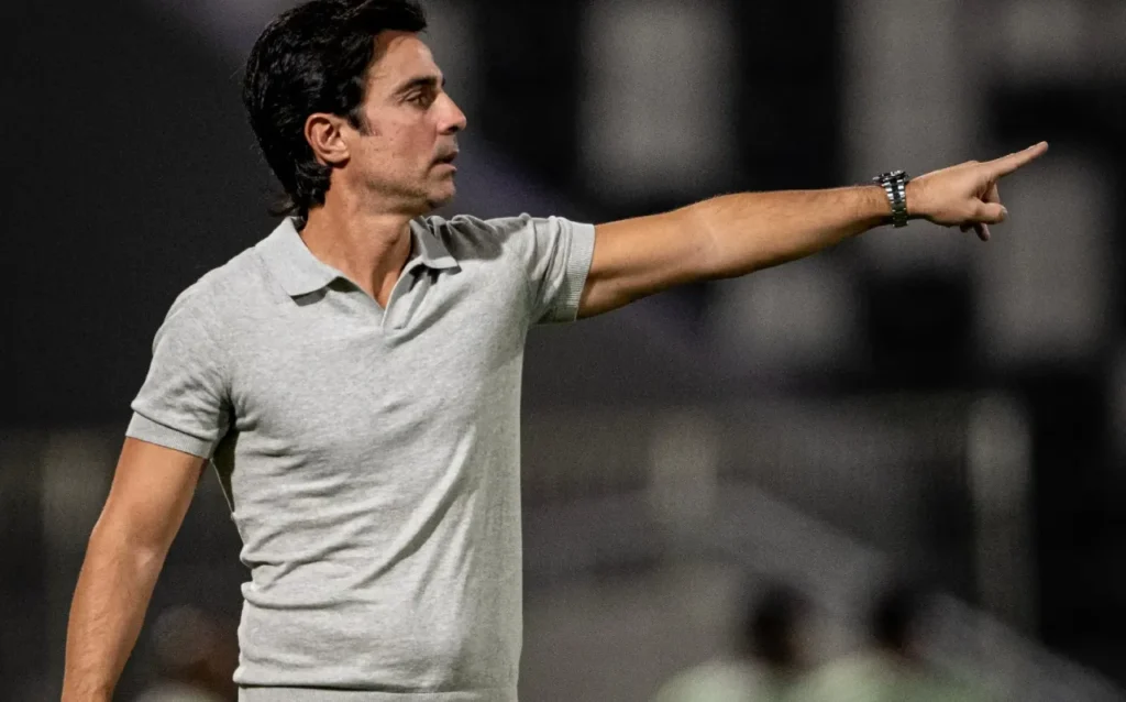 Hành trình của Al Najma ở mùa giải này sẽ được lèo lái bởi Mario Silva.