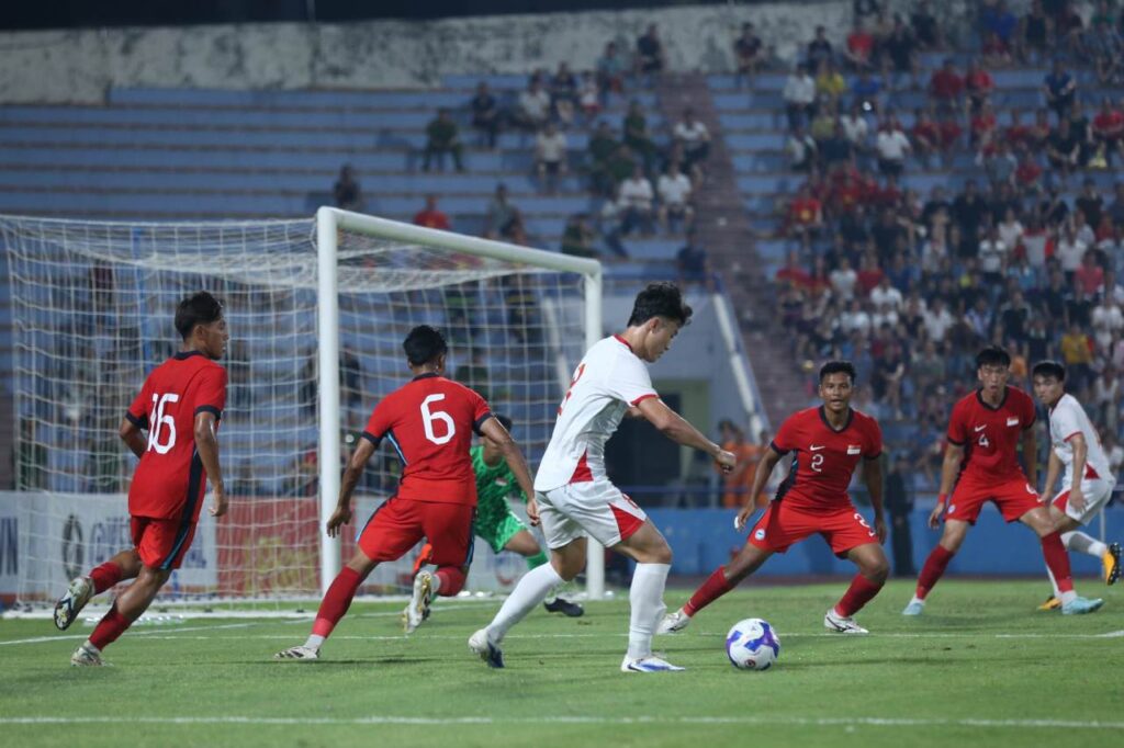 U23 Việt Nam giành chiến thắng tối thiểu 1-0 trước U23 Singapore.