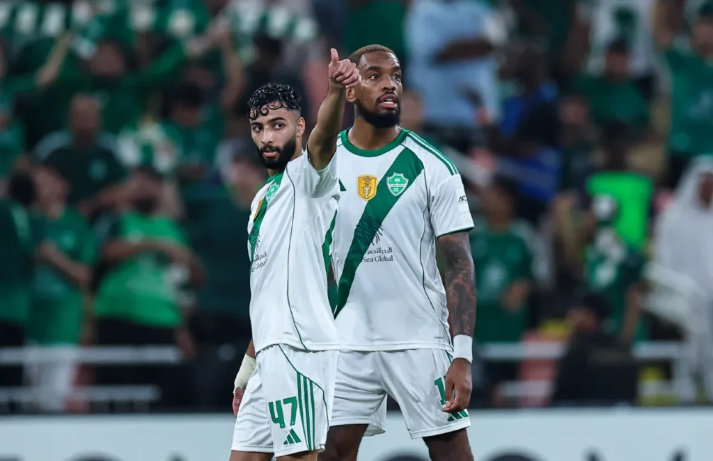Vượt trội hoàn toàn về đẳng cấp, Al Ahli đánh bại Al Gharafa 4 bàn không gỡ.